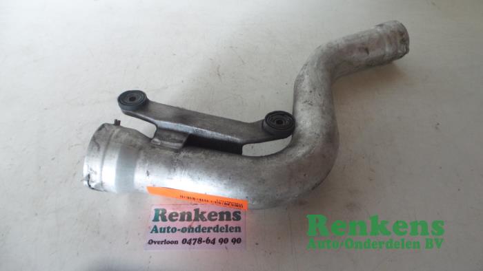 Gebrauchte Intercooler Rohr Volkswagen Touran (1T1/T2) 2.0 TDI 16V 136 Preis € 20,00 Margenregelung angeboten von Renkens Auto-Onderdelen B.V.