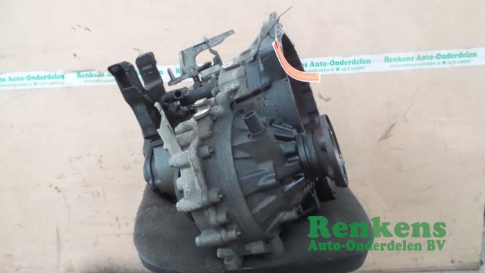 Gearbox from a Volkswagen Polo IV (9N1/2/3) 1.4 TDI 70 2008