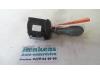Wiper switch from a Renault Twingo (C06), 1993 / 2007 1.2, Hatchback, 2-dr, Petrol, 1.149cc, 43kW (58pk), FWD, D7F700; D7F701; D7F702; D7F703; D7F704, 1996-05 / 2007-06, C066; C068; C06G; C06S; C06T 2004