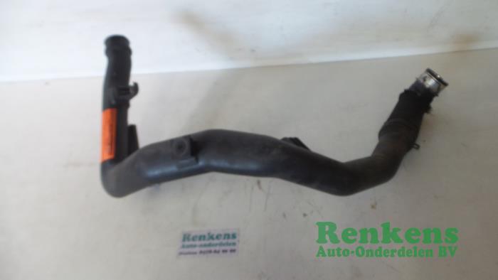 Gebrauchte Intercooler Rohr Volkswagen Polo IV (9N1/2/3) 1.4 TDI 70 Preis € 30,00 Margenregelung angeboten von Renkens Auto-Onderdelen B.V.