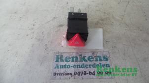 Usados Interruptor de luz de pánico Volkswagen Lupo (6X1) 1.4 16V 75 Precio € 10,00 Norma de margen ofrecido por Renkens Auto-Onderdelen B.V.
