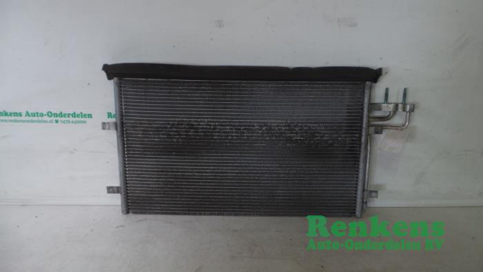 Begagnade AC-radiator Ford C-Max (DM2) 2.0 TDCi 16V Pris € 40,00 Marginaltabell erbjuds av Renkens Auto-Onderdelen B.V.