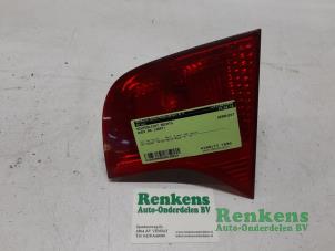 Używane Tylne swiatlo pozycyjne prawe Audi A4 (B7) 2.5 TDI V6 24V Cena € 25,00 Procedura marży oferowane przez Renkens Auto-Onderdelen B.V.