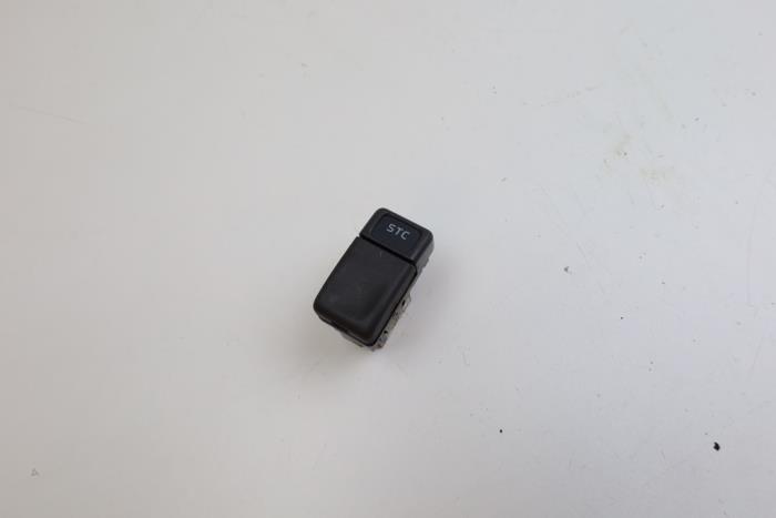 Usagé Commodo Volvo V70 (GW/LW/LZ) 2.4 20V 140 Prix € 25,00 Règlement à la marge proposé par Auto Demontage Elferink B.V.