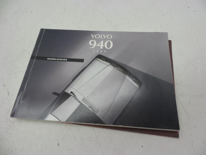 Używane Instrukcja Volvo 940 I Estate 2.3i Cena € 25,00 Procedura marży oferowane przez Auto Demontage Elferink B.V.