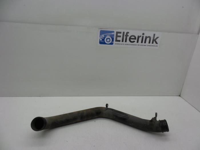 Gebrauchte Intercooler Rohr Volvo V70 (BW) 2.5 T 20V Preis € 25,00 Margenregelung angeboten von Auto Demontage Elferink B.V.