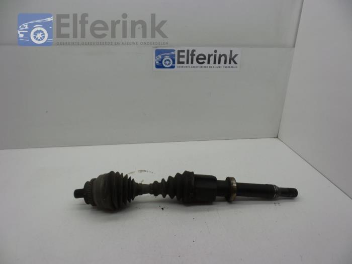 Front drive shaft, right from a Volvo S80 (TR/TS) 2.8 T6 24V 2000