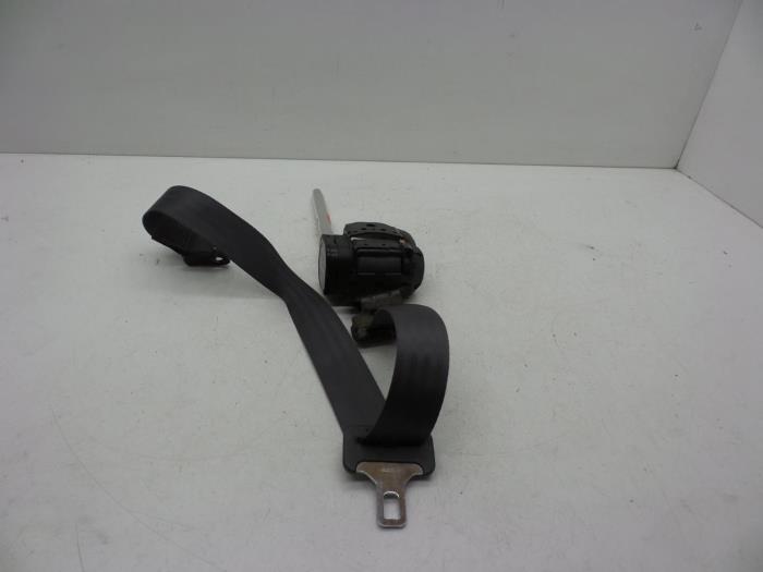 Rear seatbelt tensioner, left Volvo V70 2.4 20V 140 - 9478170