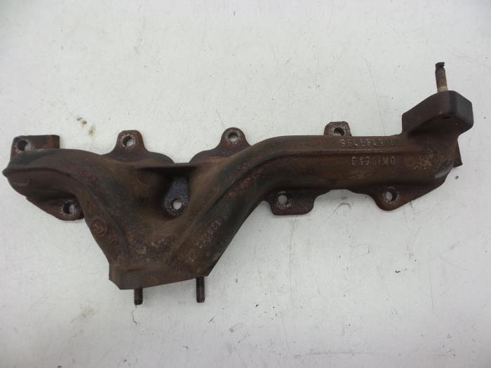 Gebrauchte Abgaskrümmer Volvo V70 (BW) 2.0 D 16V Preis € 75,00 Margenregelung angeboten von Auto Demontage Elferink B.V.