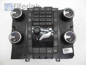Used Multi-media control unit Volvo XC70 (BZ) 2.4 D 20V AWD Price € 40,00 Margin scheme offered by Auto Demontage Elferink B.V.