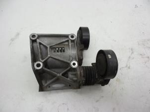 Spanrolle multiriem van een Volvo S40 (MS) 2.4 20V 2004