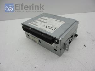 Używane Radioodtwarzacz CD Volvo S60 II (FS) 2.0 D3 20V Cena € 150,00 Procedura marży oferowane przez Auto Demontage Elferink B.V.