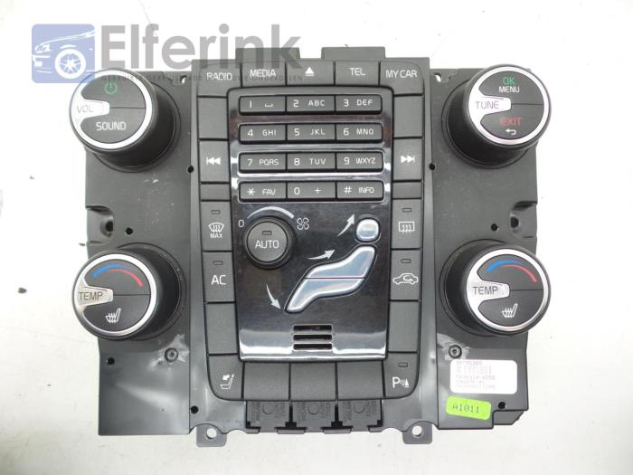 Unité de contrôle Multimedia d'un Volvo S60 II (FS) 2.0 D3 20V 2011