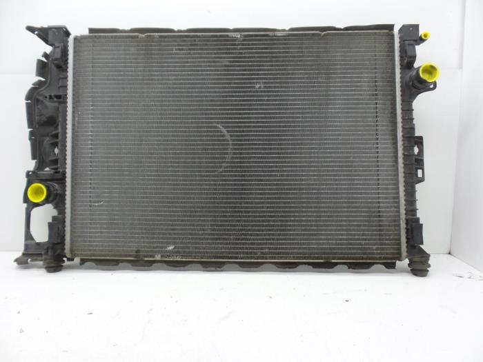 Gebrauchte Kühler Volvo S60 II (FS) 2.0 D3 20V Preis € 75,00 Margenregelung angeboten von Auto Demontage Elferink B.V.