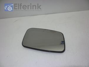 Used Mirror glass, right Volvo V40 (VW) 1.9 16V T4 Price € 20,00 Margin scheme offered by Auto Demontage Elferink B.V.