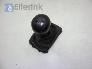 Used Gear stick knob Volvo S60 II (FS) 2.0 D3 20V Price € 20,00 Margin scheme offered by Auto Demontage Elferink B.V.
