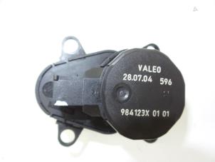 Used Electric heater valve Saab 9-5 Estate (YS3E) 2.3 Turbo 16V Price € 50,00 Margin scheme offered by Auto Demontage Elferink B.V.