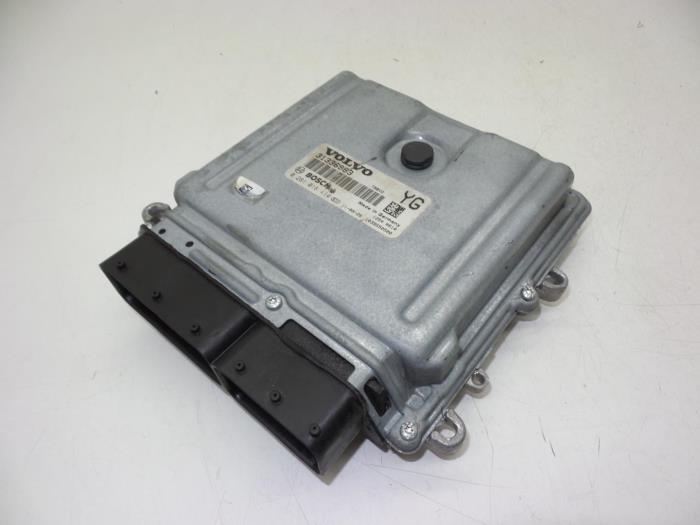 Used Injection computer Volvo V70 (BW) 2.0 D3 20V Price € 100,00 Margin scheme offered by Auto Demontage Elferink B.V.