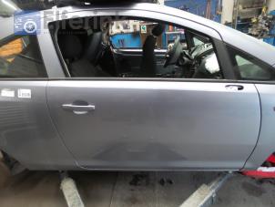 Used Door 2-door, right Opel Corsa D 1.4 16V Twinport Price € 150,00 Margin scheme offered by Auto Demontage Elferink B.V.