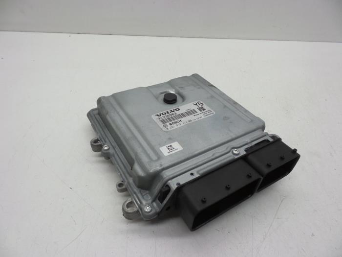 Used Injection computer Volvo V60 I (FW/GW) 2.0 D3 20V Price € 100,00 Margin scheme offered by Auto Demontage Elferink B.V.