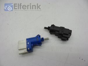 Used Brake light switch Volvo V60 I (FW/GW) 2.0 D3 20V Price € 25,00 Margin scheme offered by Auto Demontage Elferink B.V.