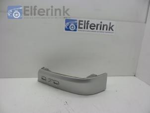 Used Tailgate reflector, right Volvo C70 (NC) 2.3 T5 20V Price € 25,00 Margin scheme offered by Auto Demontage Elferink B.V.