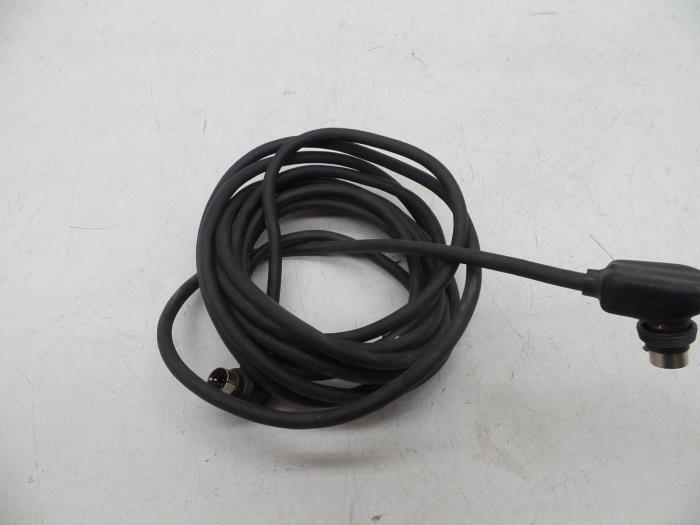 Używane Kabel (rózne) Saab 900 Cena € 25,00 Procedura marży oferowane przez Auto Demontage Elferink B.V.