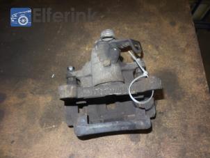 Used Rear brake calliper, left Opel Vivaro 2.0 CDTI 16V Price € 50,00 Margin scheme offered by Auto Demontage Elferink B.V.