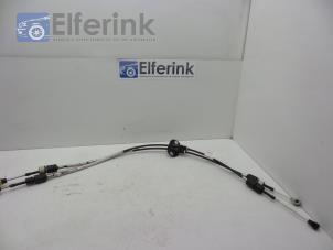 Used Gearbox control cable Volvo V40 (MV) 2.0 T3 16V Price € 65,00 Margin scheme offered by Auto Demontage Elferink B.V.