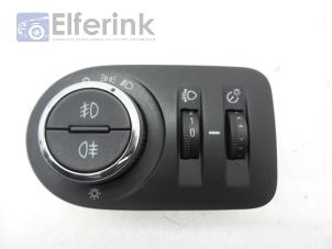 Used Light switch Opel Corsa D 1.2 16V Price € 20,00 Margin scheme offered by Auto Demontage Elferink B.V.