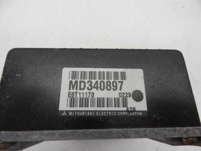 Zündmodul van een Volvo V40 (VW) 1.8i 16V 2002