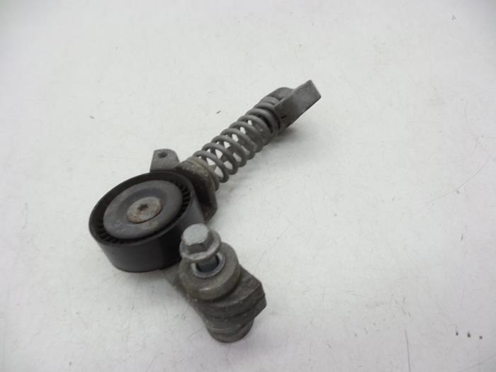 Usados Tensor correa múltiple Volvo XC60 I (DZ) 2.0 D3 16V Precio € 40,00 Norma de margen ofrecido por Auto Demontage Elferink B.V.