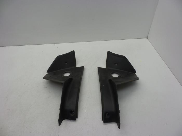 Usagé Support (divers) Opel Ampera-e 1.4 16V Prix € 25,00 Règlement à la marge proposé par Auto Demontage Elferink B.V.