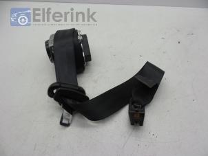 Used Rear seatbelt tensioner, left Volvo V60 I (FW/GW) 2.0 D3 20V Price € 75,00 Margin scheme offered by Auto Demontage Elferink B.V.