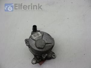 Used Brake servo vacuum pump Opel Vivaro 2.0 CDTI Price € 75,00 Margin scheme offered by Auto Demontage Elferink B.V.