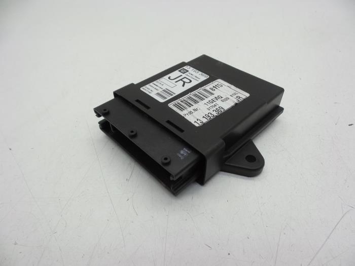 Usados Módulo electrónico central Opel Vectra C GTS 1.9 CDTI 120 Precio € 25,00 Norma de margen ofrecido por Auto Demontage Elferink B.V.