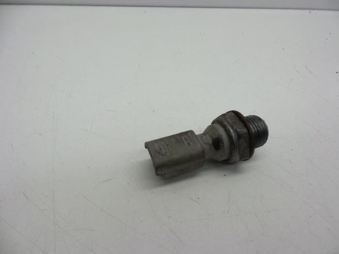 Gebrauchte Öldrucksensor Volvo V40 (MV) 1.6 D2 Preis € 25,00 Margenregelung angeboten von Auto Demontage Elferink B.V.