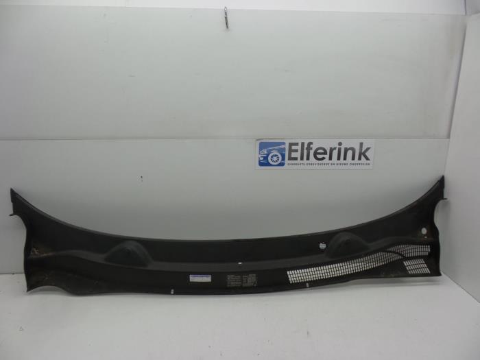 Gebrauchte Paravent Opel Corsa D 1.3 CDTi 16V ecoFLEX Preis € 25,00 Margenregelung angeboten von Auto Demontage Elferink B.V.