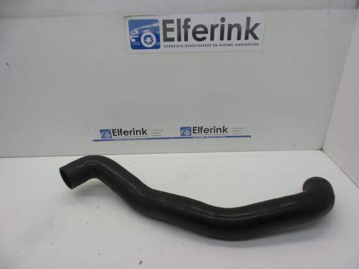 Usados Manguera intercooler Saab 9-3 I (YS3D) 2.2 TiD 16V Precio € 25,00 Norma de margen ofrecido por Auto Demontage Elferink B.V.