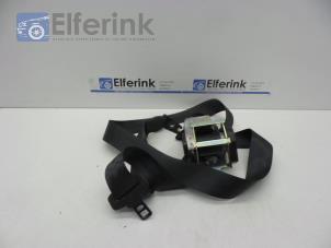 Used Rear seatbelt tensioner, right Volvo V40 (MV) 2.0 T2 16V Price € 45,00 Margin scheme offered by Auto Demontage Elferink B.V.