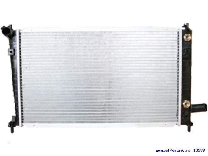 Neuf Radiateur Saab 9-5 Prix € 151,25 Prix TTC proposé par Auto Demontage Elferink B.V.