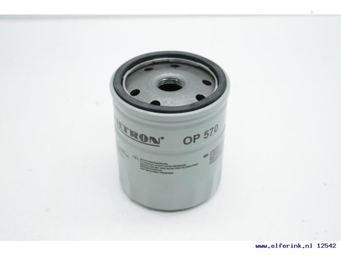 Nya Oljefilter Saab 9-3 03- Pris € 5,63 Inklusive moms erbjuds av Auto Demontage Elferink B.V.