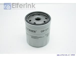 New Oil filter Saab 9-3 03- Price € 5,63 Inclusive VAT offered by Auto Demontage Elferink B.V.