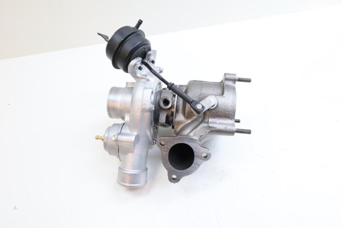 Révisé Turbo Saab 9-3 03- Prix € 695,75 Prix TTC proposé par Auto Demontage Elferink B.V.