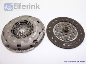 New Clutch kit (complete) Saab 9-5 Price € 299,48 Inclusive VAT offered by Auto Demontage Elferink B.V.