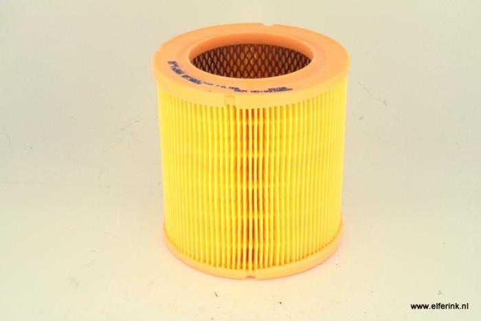 Nya Luftfilter Saab 900 Pris € 9,98 Inklusive moms erbjuds av Auto Demontage Elferink B.V.