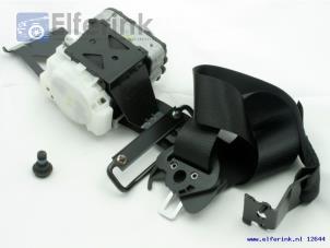 New Seatbelt tensioner, right Saab 9-3 03- Price € 226,88 Inclusive VAT offered by Auto Demontage Elferink B.V.