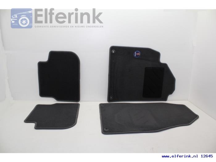 Set of mats from a Saab 9-3 03- 2004