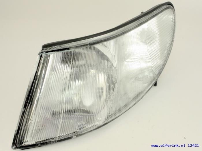 Nowe Kierunkowskaz lewy Saab 900 Cena € 39,33 Z VAT oferowane przez Auto Demontage Elferink B.V.