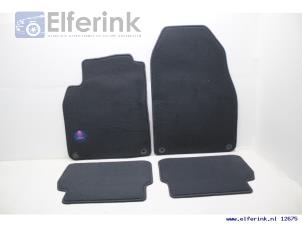 New Set of mats Saab 9-3 03- Price € 36,30 Inclusive VAT offered by Auto Demontage Elferink B.V.